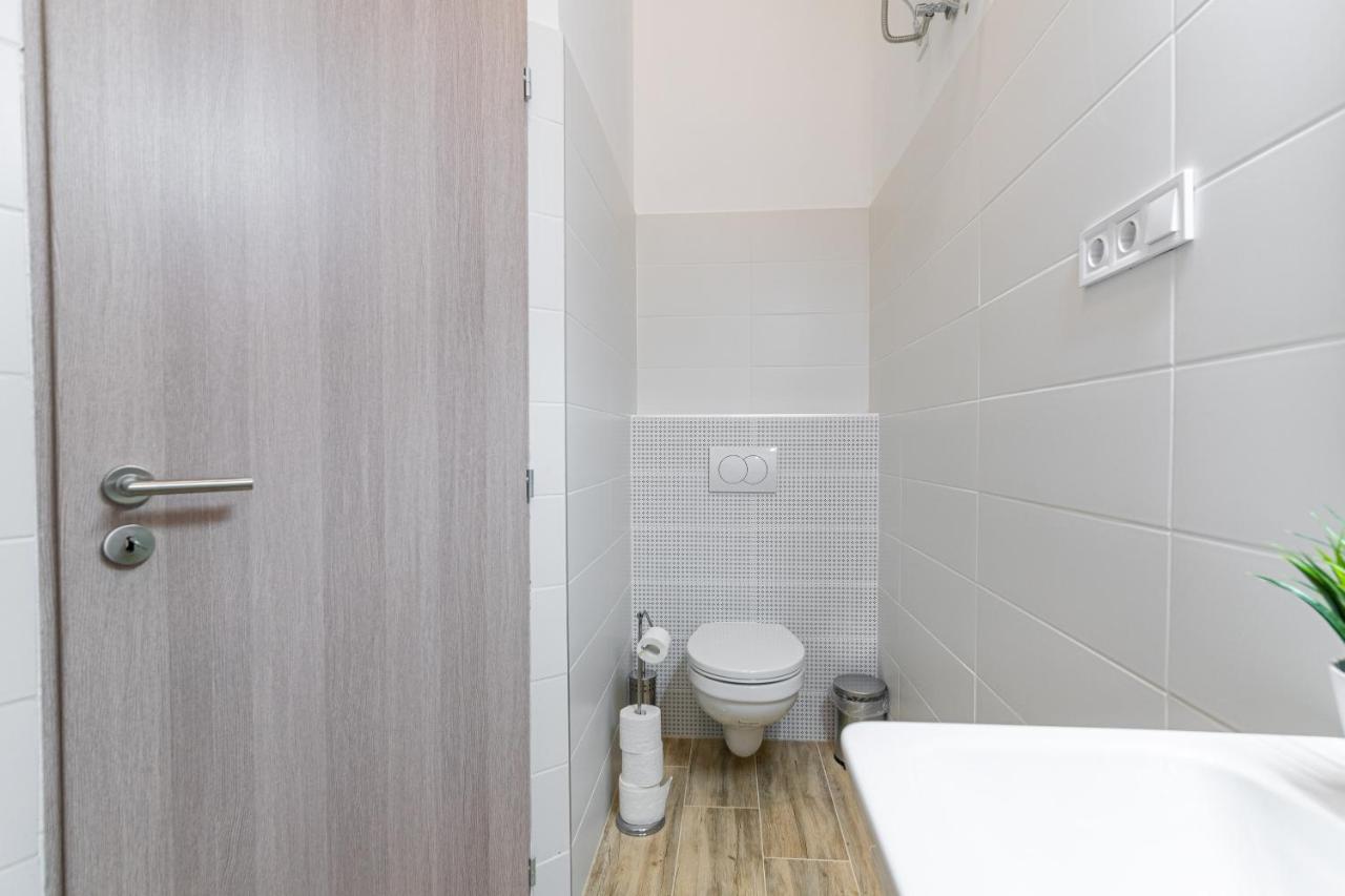 The Right Choice Studio Apartments Будапеща Екстериор снимка